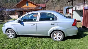 Vând Chevrolet Aveo