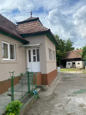 Vând casă la țară  - imagine 2 Vând casă la țară  - imagine 2