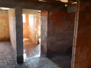 Branesti, Islaz, pret pentru toata proprietatea, doua vile tip duplex alaturate, P+1 - imagine 7