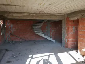 Branesti, Islaz, pret pentru toata proprietatea, doua vile tip duplex alaturate, P+1 - imagine 8