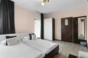 Afacere la cheie | Pensiune cu 10 camere | Sanpetru Brasov - imagine 10