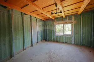 Casă  cu 3 camere și teren 4,342 mp de vânzare în Valea Mare de Codru - imagine 3