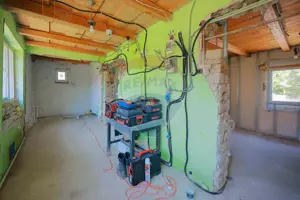 Casă  cu 3 camere și teren 4,342 mp de vânzare în Valea Mare de Codru - imagine 6