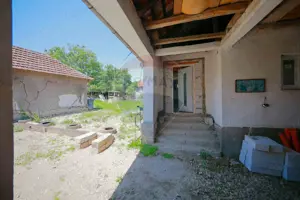 Casă  cu 3 camere și teren 4,342 mp de vânzare în Valea Mare de Codru - imagine 9