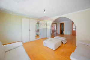 Casă cu 6 camere și 1000mp teren de vânzare în Sânmartin - imagine 3 Casă cu 6 camere și 1000mp teren de vânzare în Sânmartin - imagine 3