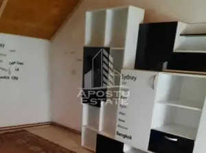 Casa cu 4 dormitoare, ideala pentru 10 muncitori, Ghiroda - imagine 1 Casa cu 4 dormitoare, ideala pentru 10 muncitori, Ghiroda - imagine 1