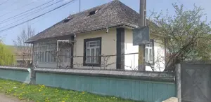 Vând casa Dolhestii Mari Suceava