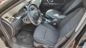 Renault Laguna  - imagine 8