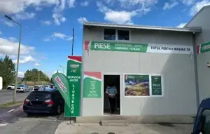 Inchiriez Service Auto