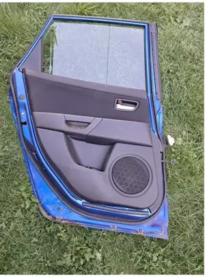 Usa stanga spate Mazda 3 BK