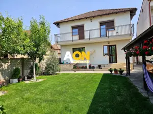 Casă cu 4 camere, complet mobilata, utilata, Alba Iulia, zona Partos