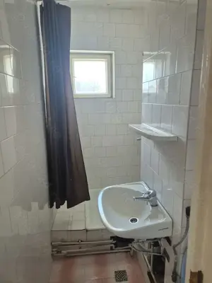 Închiriez 4 camere Govandar - imagine 4