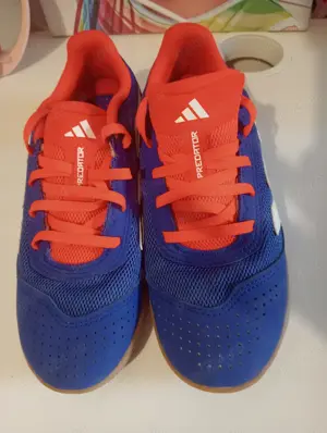 Ghete fotbal sala Adidas marime 38
