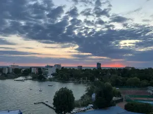 Inchiriez 2 camere Constanta, Aviatoril 2 (Zona Campus) - Vedere superba lac si mare