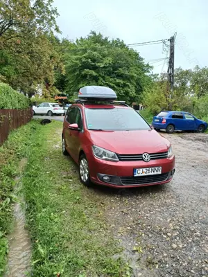 Volkswagen Touran 2011, motor 2.0, 340000km. - imagine 7