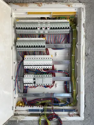 Electrician Oradea  - imagine 4