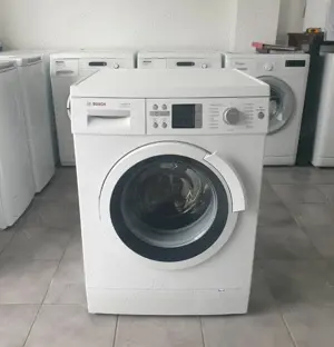 Masina de spălat rufe automată marca Bosch 