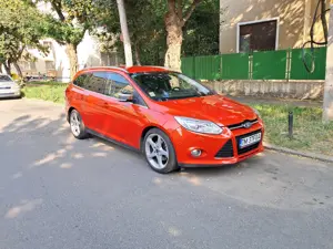 Ford Focus Turnier 1.6 Turbo 182 cai St.Champions