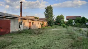 Clădire cu teren intravilan de vânzare  - imagine 7 Clădire cu teren intravilan de vânzare  - imagine 7