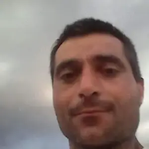 caut loc de muncă an gospodărie  cine este interesat sunatima  