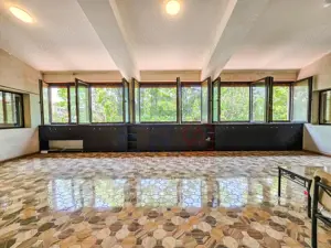 Vand Casa/Vila NOUA | 10 camere | Mosilor | Obor | Eminescu |