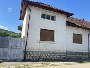 Vand casa in Vascau,jud Bihor