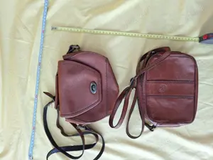 Doua genti de dama confectionate din piele (vechi) Bernatini Lenato