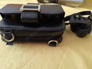 Gentuta model KRUSELL din piele ecologica pentru transport telefon   camera foto   carduri - imagine 5