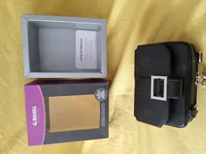 Gentuta model KRUSELL din piele ecologica pentru transport telefon   camera foto   carduri