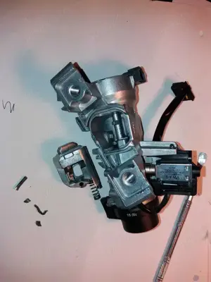 Reparatii contacte auto - imagine 5