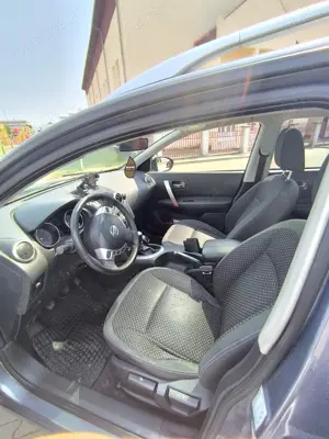 Vând Nissan Qashqai+ 2 1.5 diesel 110 CP 2009. Schimb cu Logan 2018 2020 tce 1.0 cu gaz  - imagine 5