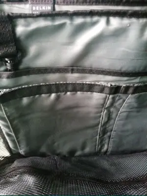 Vand geanta laptop noua Belkin originala  - imagine 5