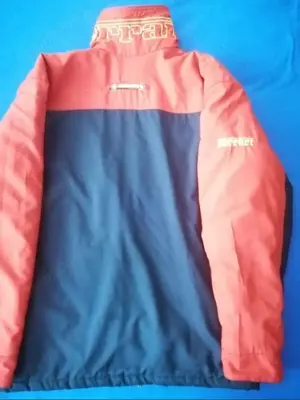 Vând geaca Ferrari pentru colectionari - imagine 2