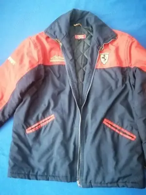 Vând geaca Ferrari pentru colectionari - imagine 1