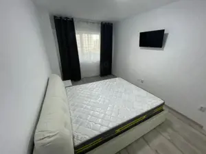 400 Euro! Ap 2 cam, Copou, bloc nou - imagine 2