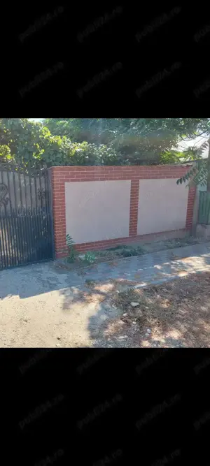 Vând teren + casă - loc ideal pentru locuit sau investiție  - imagine 2