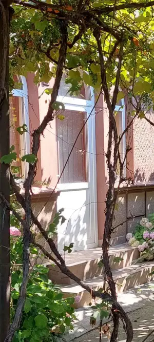 Vând teren + casă - loc ideal pentru locuit sau investiție  - imagine 13