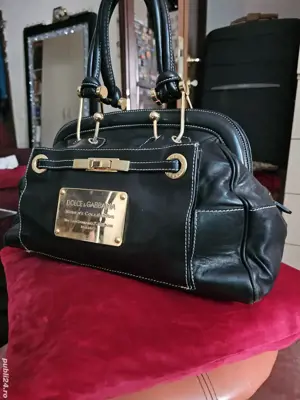 Ocazie! Dolce & Gabbana,geanta De Colectie Foarte Rara,piele Naturala. - imagine 2