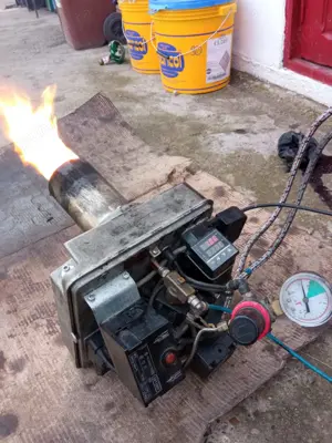 Arzător ulei uzat automatzat