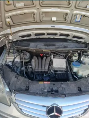 Dezmembrez Mercedes B Class 1.5 benzina  - imagine 5