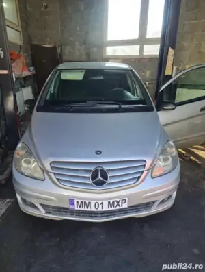 Dezmembrez Mercedes B Class 1.5 benzina  - imagine 3