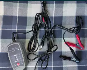 Încărcător baterie auto - imagine 2