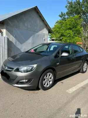 Opel astra J 2018 - imagine 5
