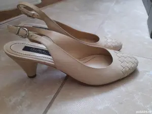 Pantofi bej(nude)
