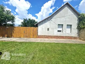 Casa in Loc. Nadlac, teren 1022 mp, fs.21 ml