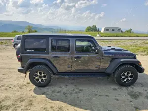 Jeep wrangler Rubicon 2.0 L  AT8 4WD