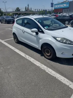 Ford Fiesta 1,25 2008  - imagine 9