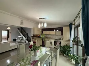 Casa insiruita - 3 dormitoare - Dumbravita