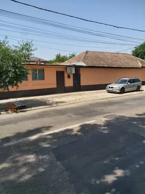 Vand casa cu spatiu comecial in Alexandria - imagine 2