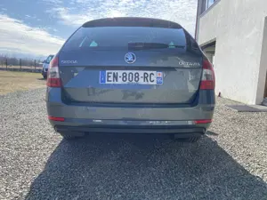 Skoda Octavia 1.6 tdi 116 cai , dsg7 , an 2017  - imagine 3